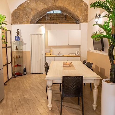 Bruno'S Historic Home Napoli Eksteriør bilde